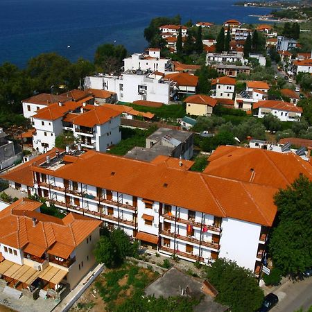 Izela Hotel Kala Nera Exterior photo